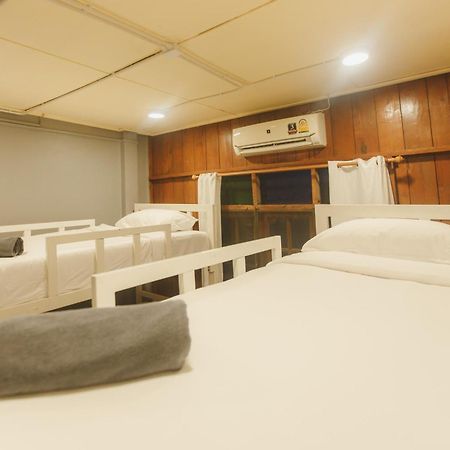 Agga Cnx Hostel チエンマイ エクステリア 写真