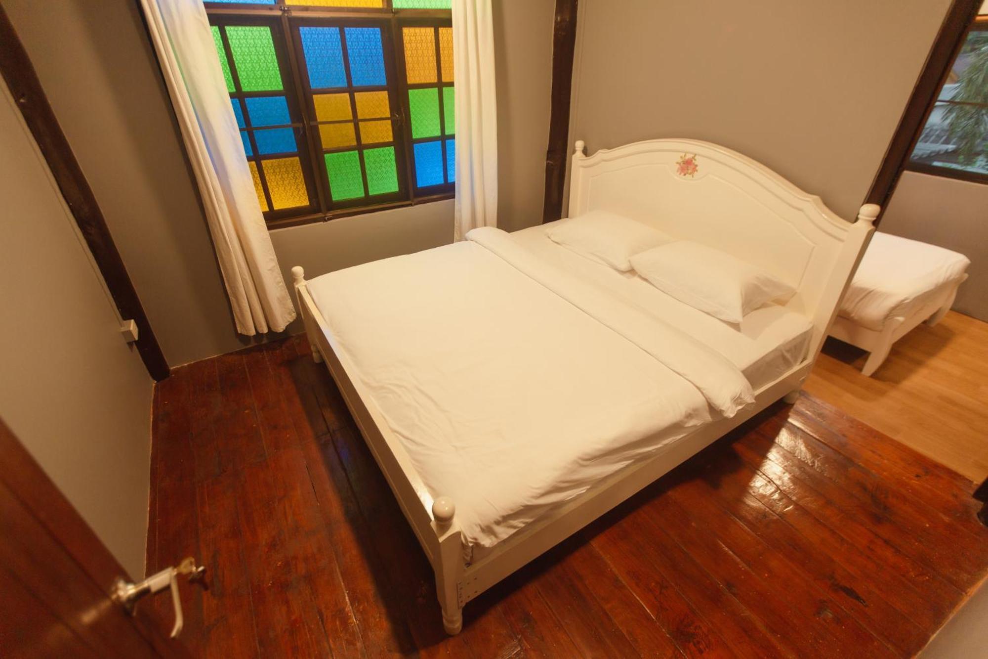 Agga Cnx Hostel チエンマイ エクステリア 写真