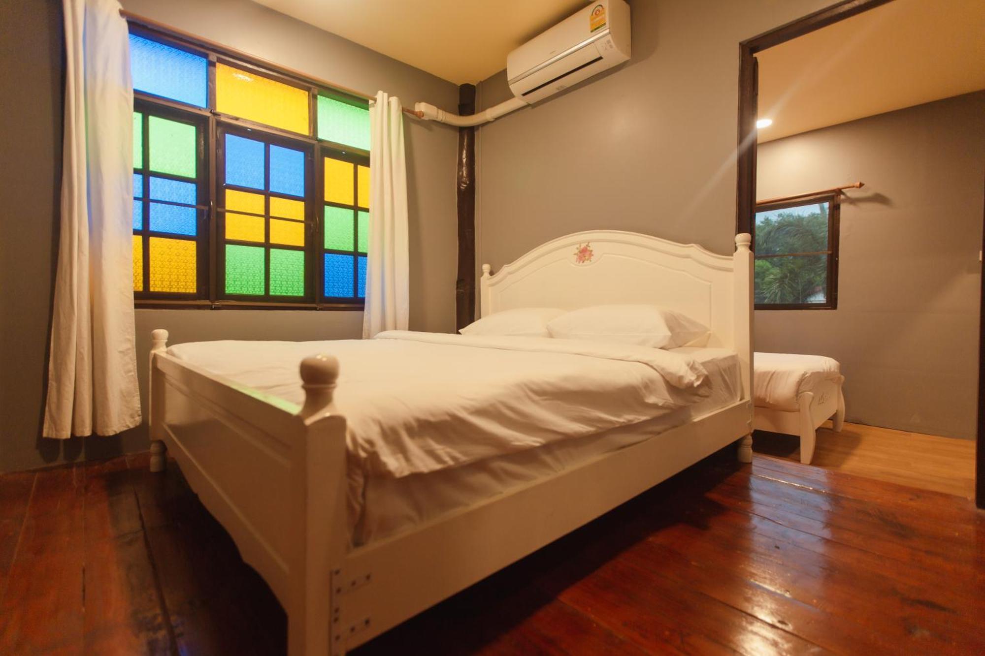 Agga Cnx Hostel チエンマイ エクステリア 写真