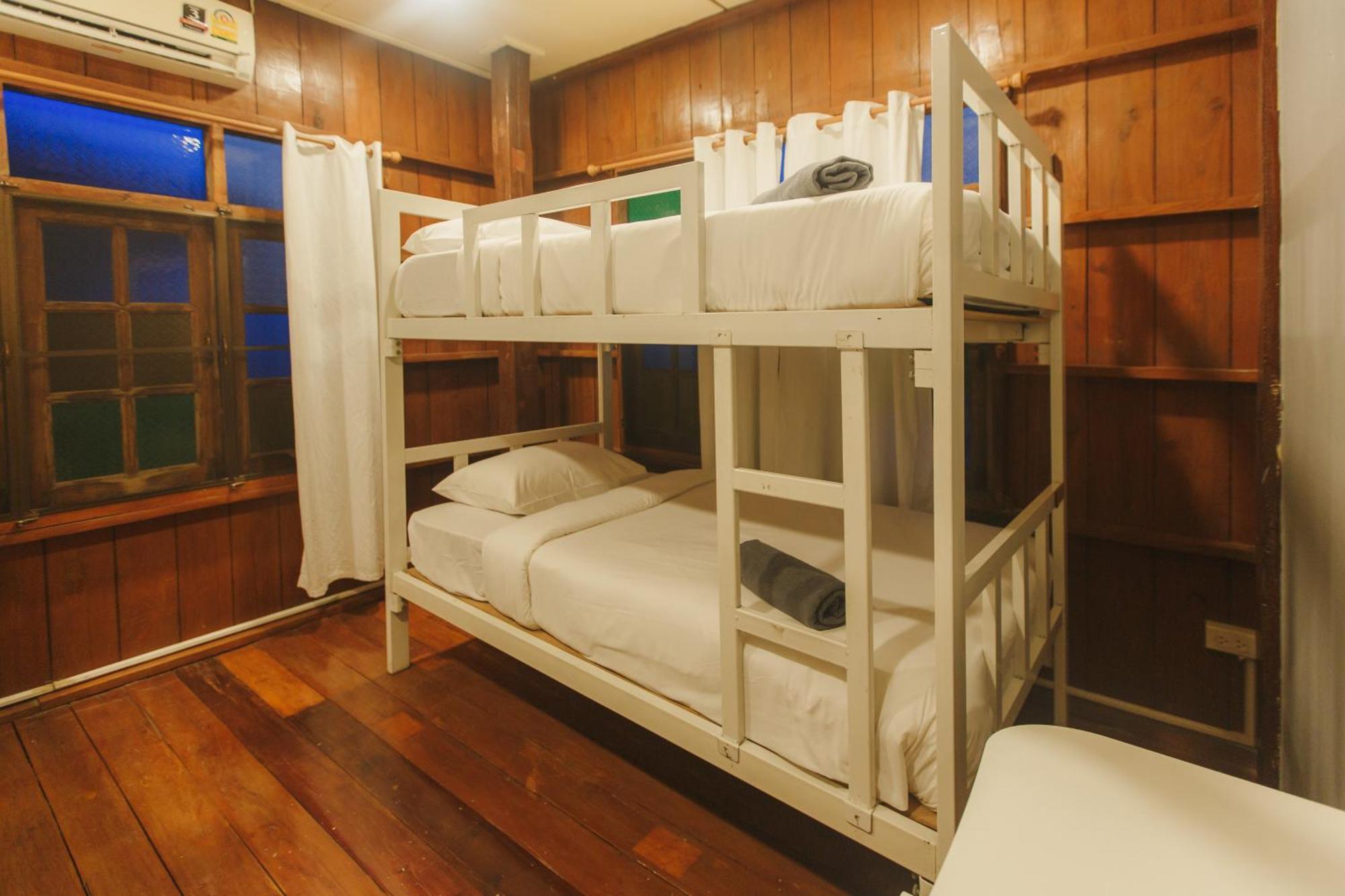 Agga Cnx Hostel チエンマイ エクステリア 写真