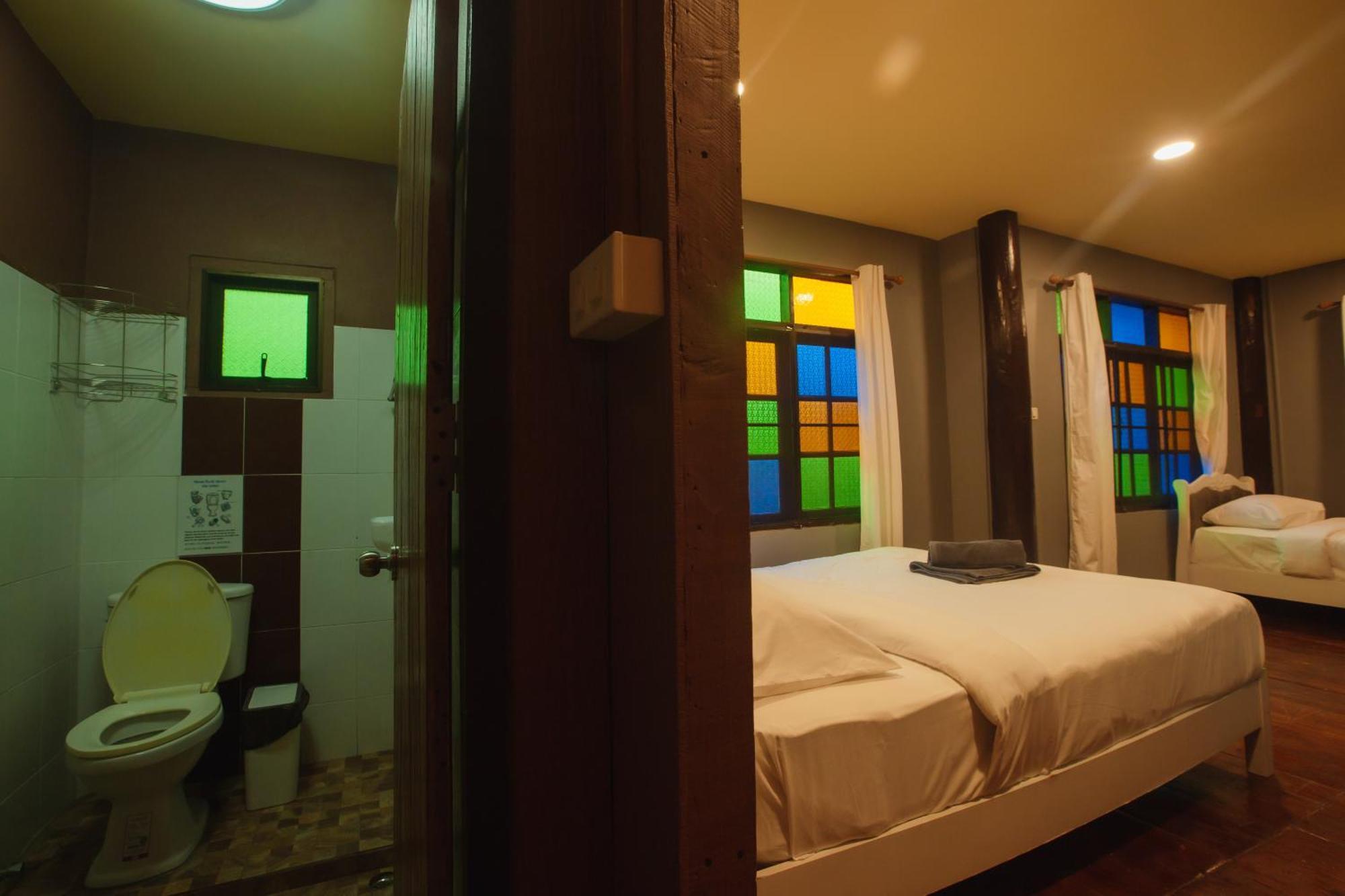 Agga Cnx Hostel チエンマイ エクステリア 写真