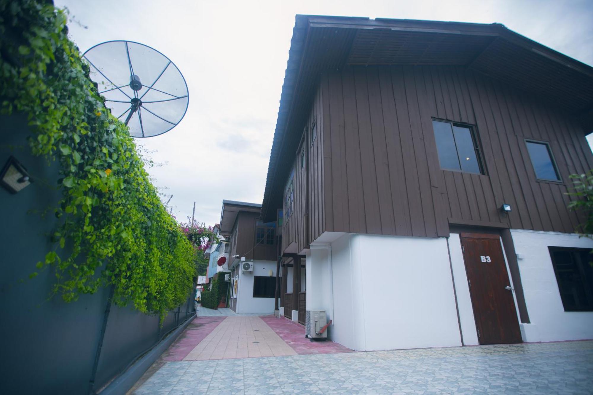 Agga Cnx Hostel チエンマイ エクステリア 写真