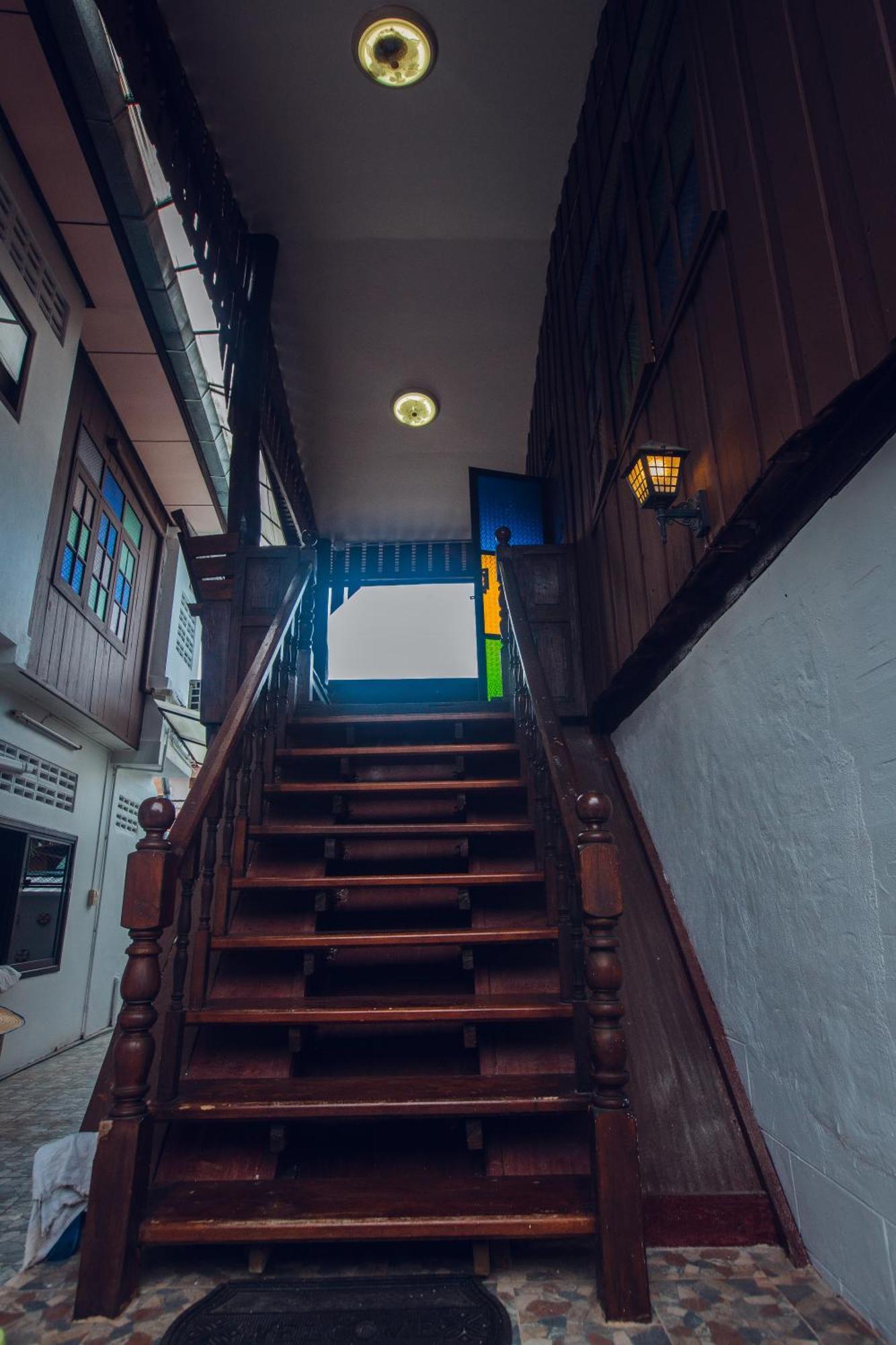 Agga Cnx Hostel チエンマイ エクステリア 写真